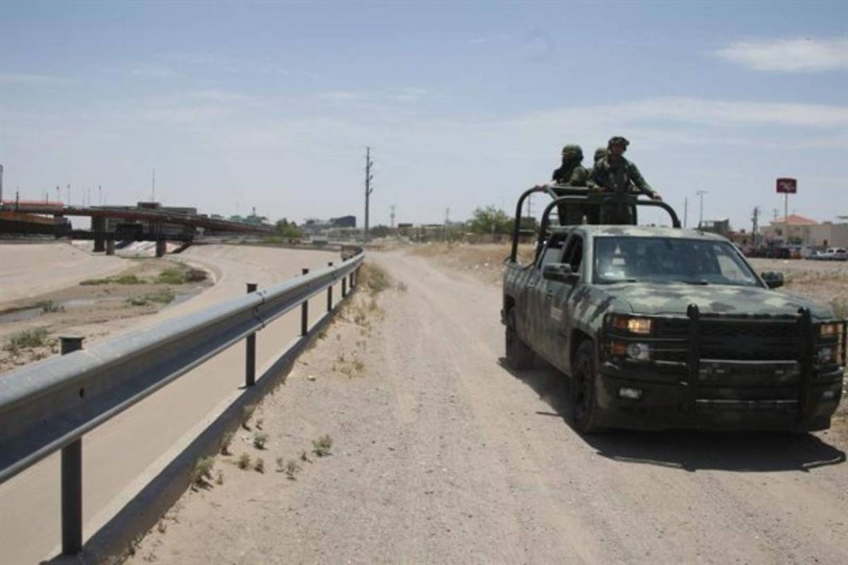 Según cifras oficiales, hasta antes del inicio de este operativo de seguridad en la línea fronteriza por esta zona cruzaban alrededor de 600 migrantes centroamericanos cada día.