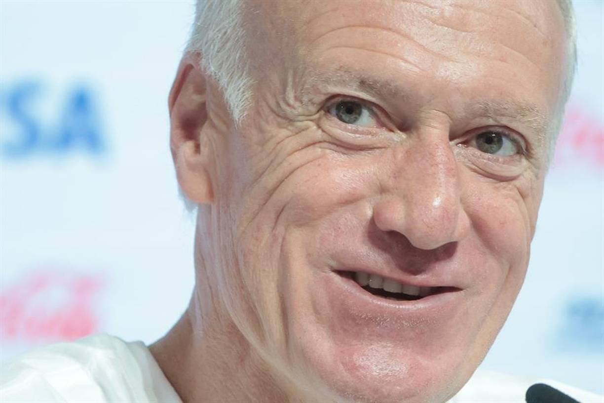 Deschamps (Entrenador de Francia): “Pelé era la alianza de la belleza con la eficacia. Su talento y palmarés quedarán grabados para siempre en nuestra memoria”.