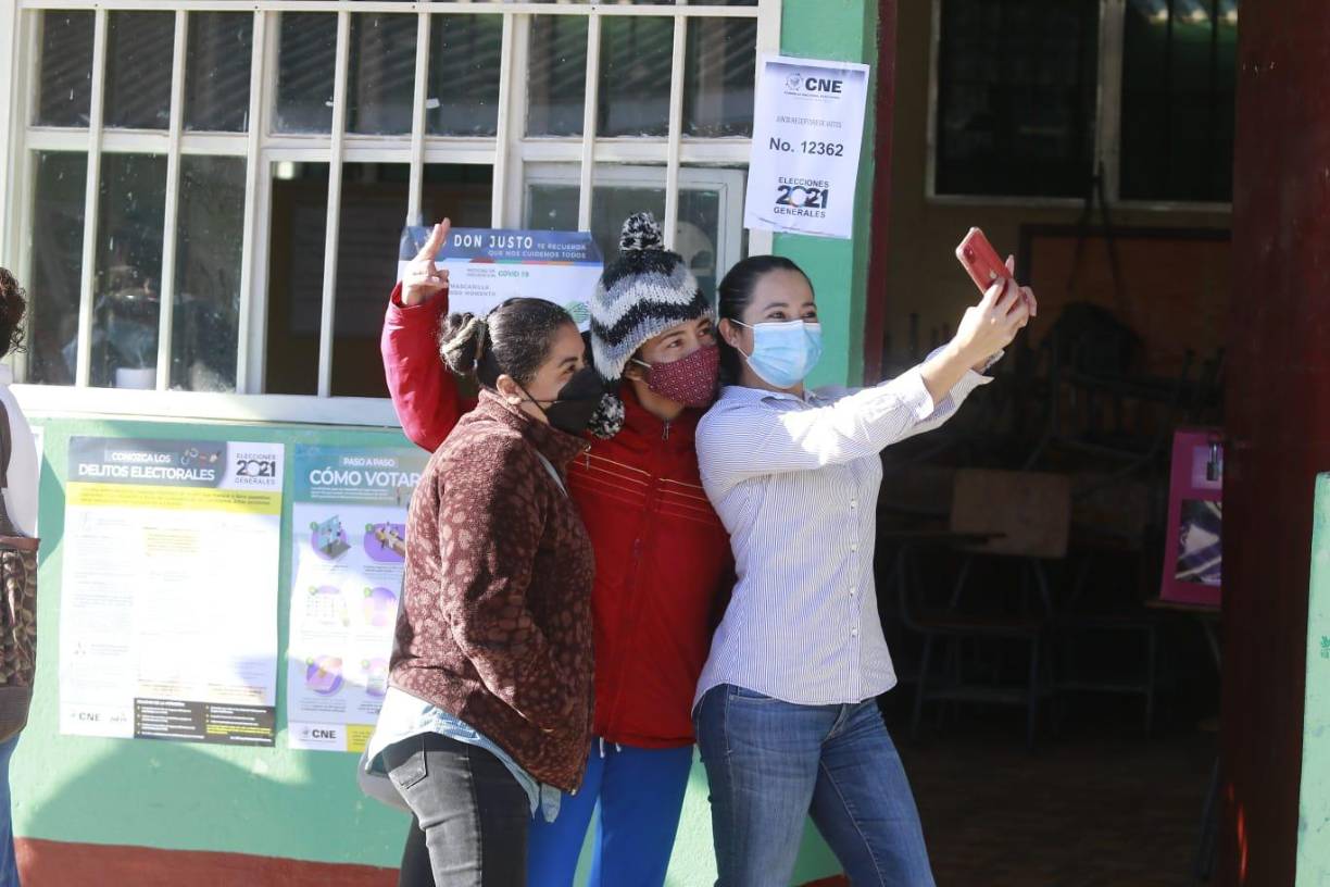 Juventud hondureña acude a las urnas con la mirada puesta en el futuro del país