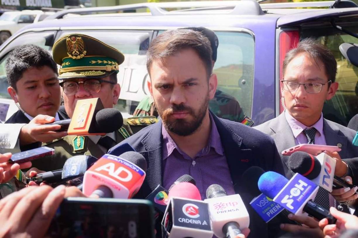 El creador de contenido cometió el error de presumir su estilo de vida y pertenencias a través de TikTok, sin pensar que esto le afectaría