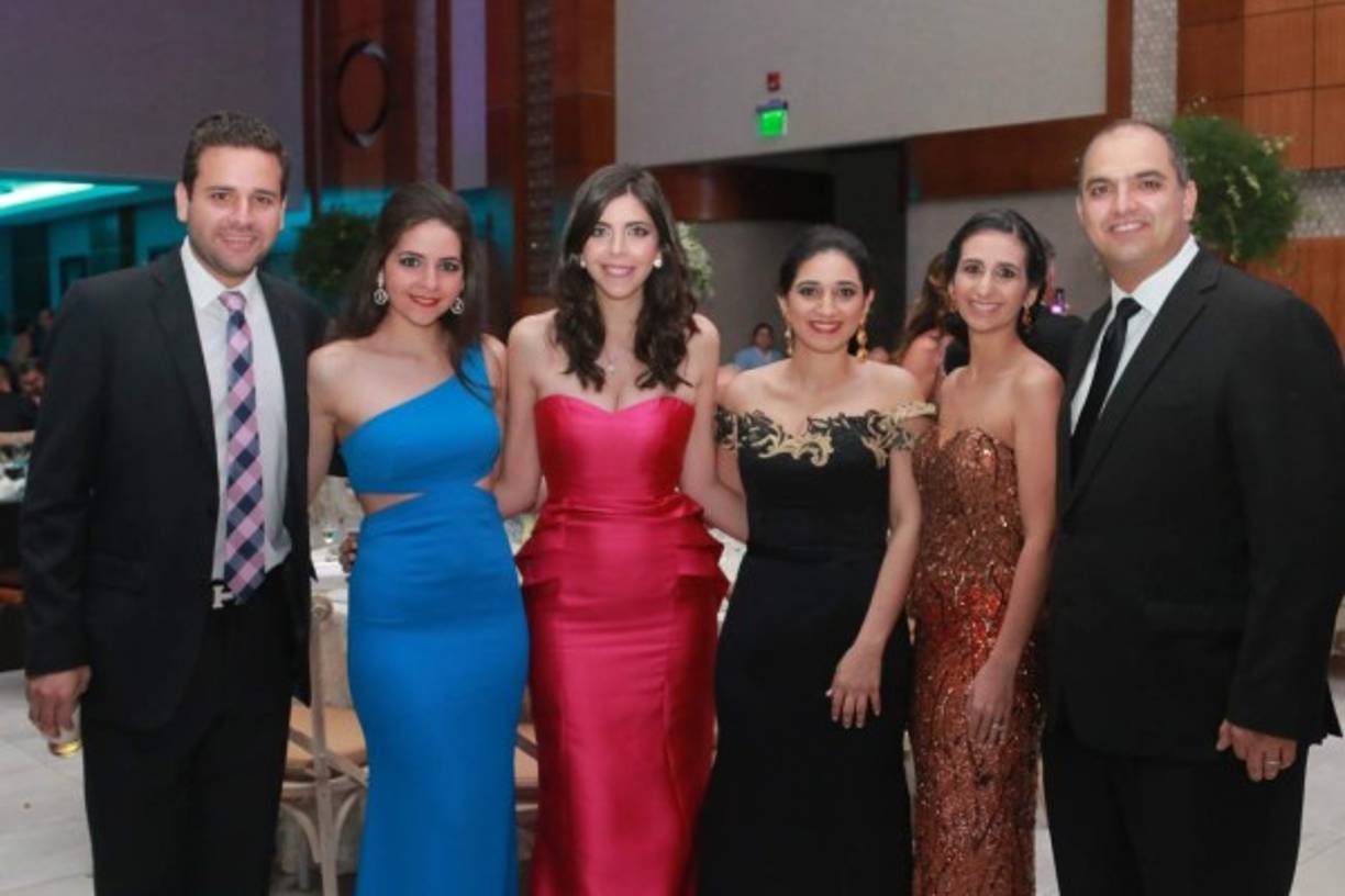 David Monterroso, Alexandra y Andrea Zghiebra, Amira Jarufe, Victoria y Musa Kawar.