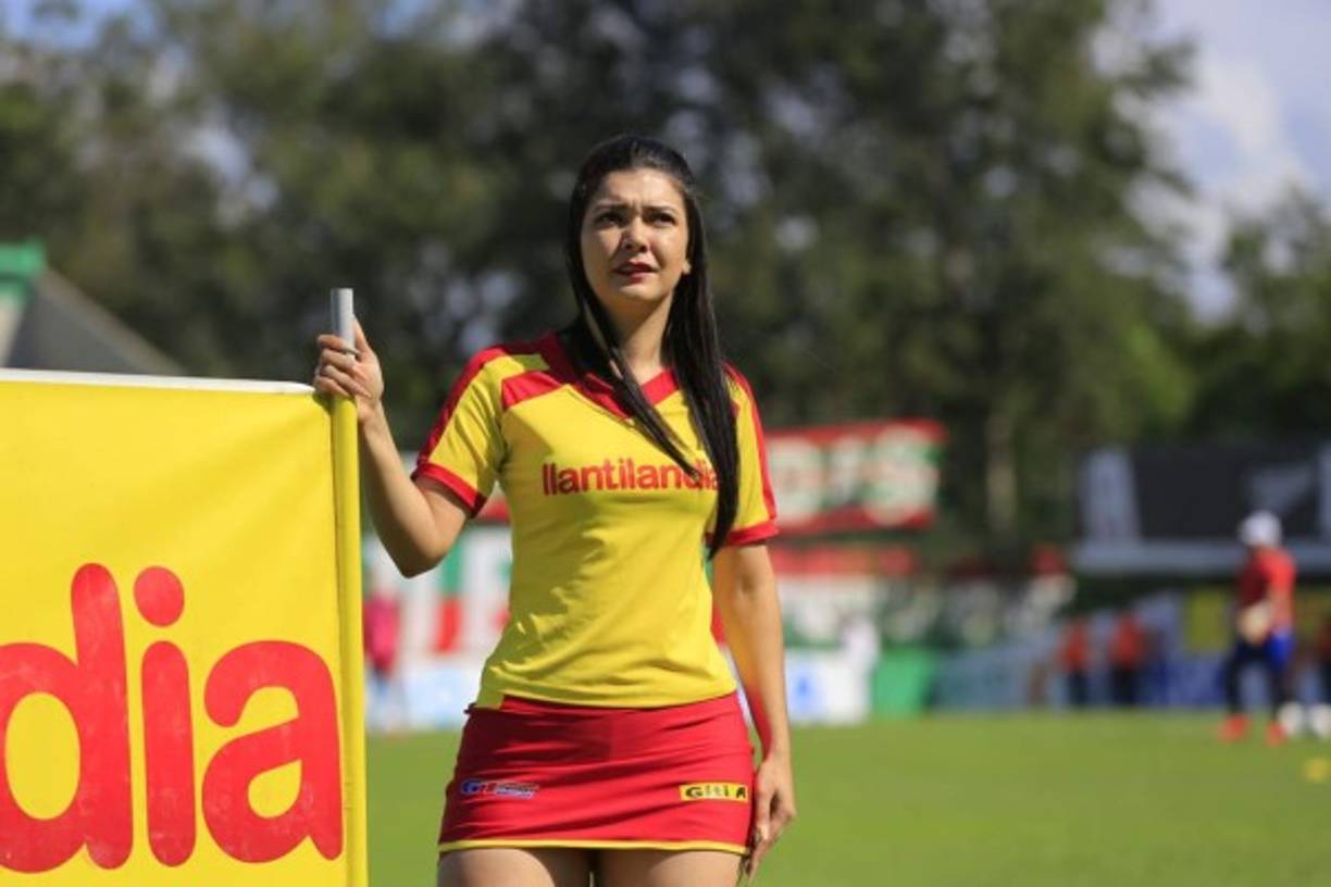 Otra bella edecán que estuvo trabajando en el Yankel con uno de los patrocinadores del Marathón.