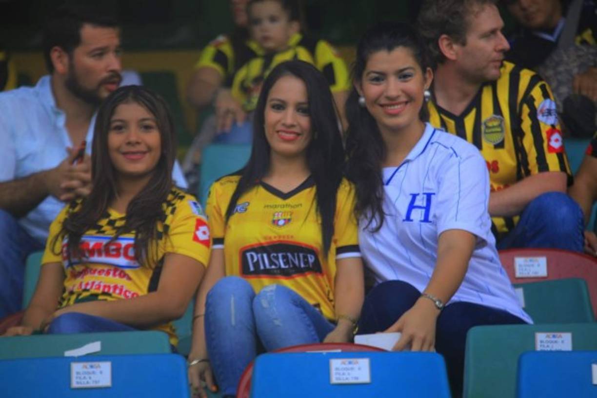 LOS ANGELES, CALIFORNIA - FEBRUARY 24: Alicia Keys performs during The Celebration of Life for Kobe & Gianna Bryant at Staples Center on February 24, 2020 in Los Angeles, California. Kevork Djansezian/Getty Images/AFP