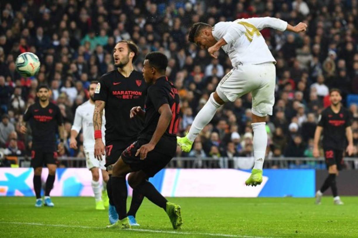 Luego nuevamente apareció Casemiro y puso su doblete con un certero cabezazo al minuto 69.