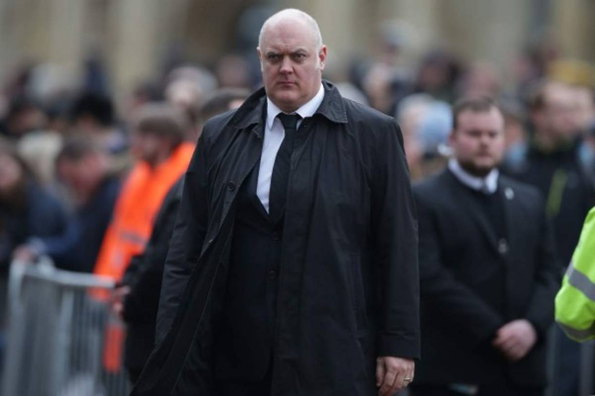 Dara O'Briain, comediante irlandés también estuvo presente.