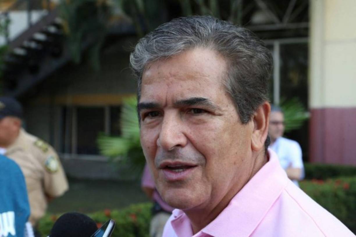 El técnico de la Selección de Honduras, Jorge Luis Pinto.