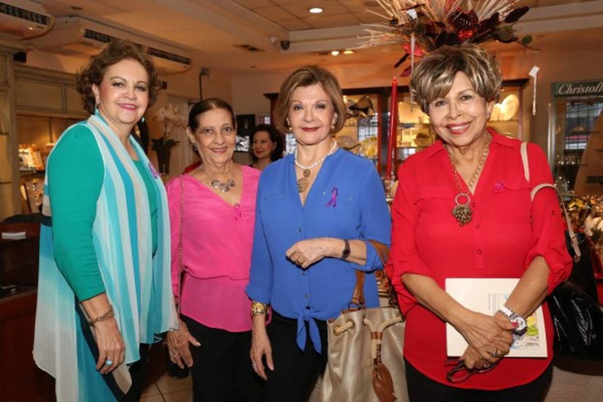 Yolanda Ayala, Marcela Sevilla, Marcela Ferrari y Cela Valladares.