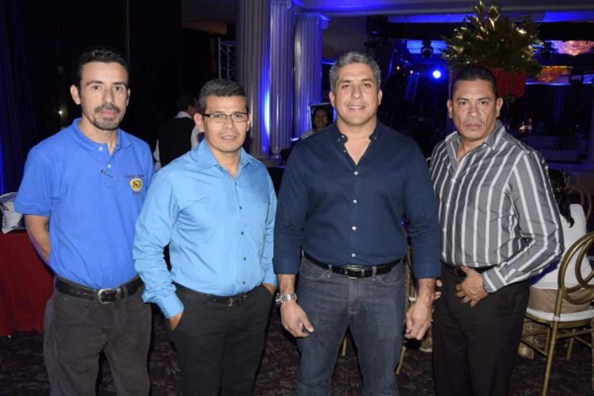 Luis Mejía, Eddie Menéndez, Julio Guerrero y Óscar Argueta.
