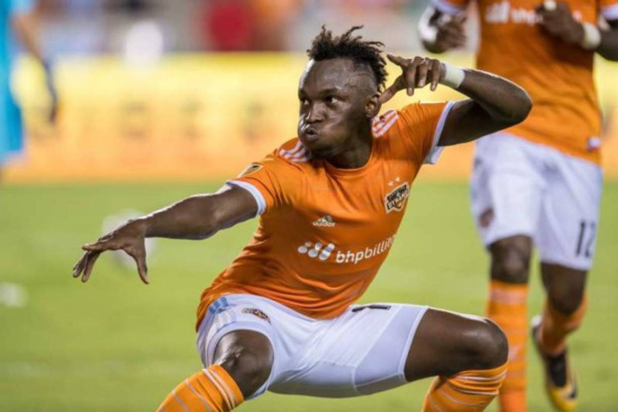 Alberth Elis: El Stoke City de la segunda división de Inglaterra es otro de los clubes que al parecer estaría interesado en el delantero hondureño.