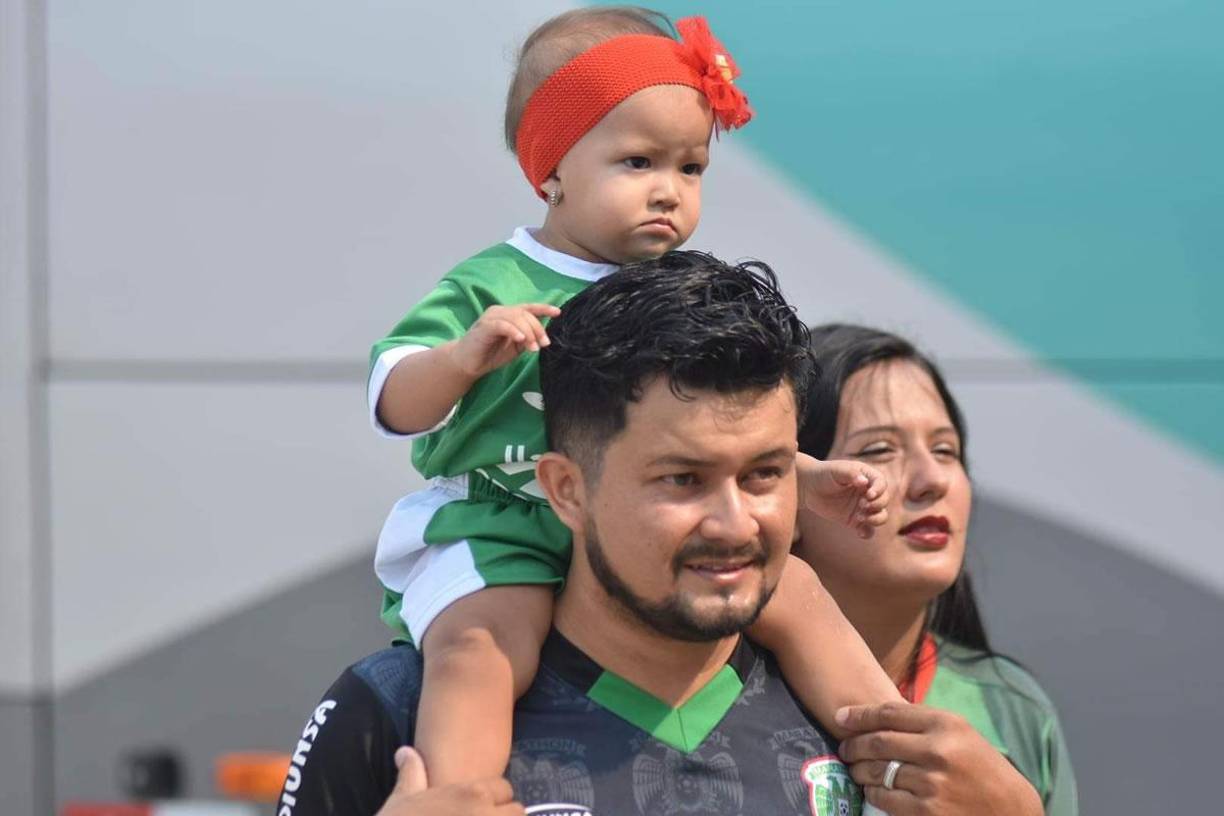 Ambiente y lindas chicas: así se vivió la jornada 17 del Clausura