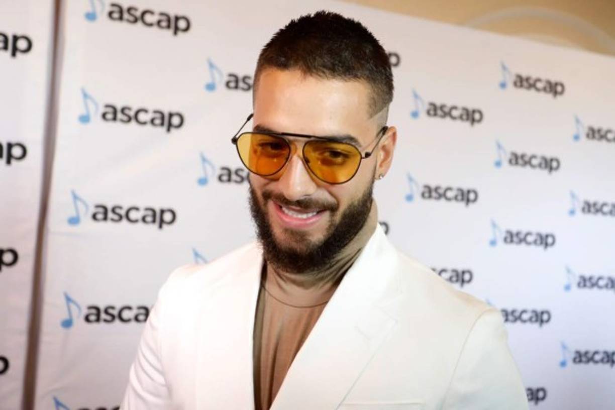 Ahora el colombiano ha salido al paso de esos rumores en la entrevista que ha concedido para el podcast de su amigo y compañero de profesión Nicky Jam, en la que ha explicado que su padre trabajó como gerente de varias 'empresas importantes' de su país natal durante su infancia.