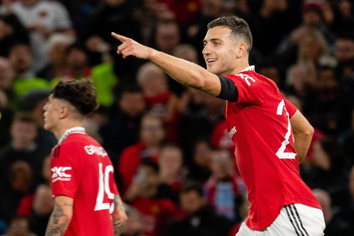 Diogo Dalot sumó su segundo gol con la camiseta del Manchester United.