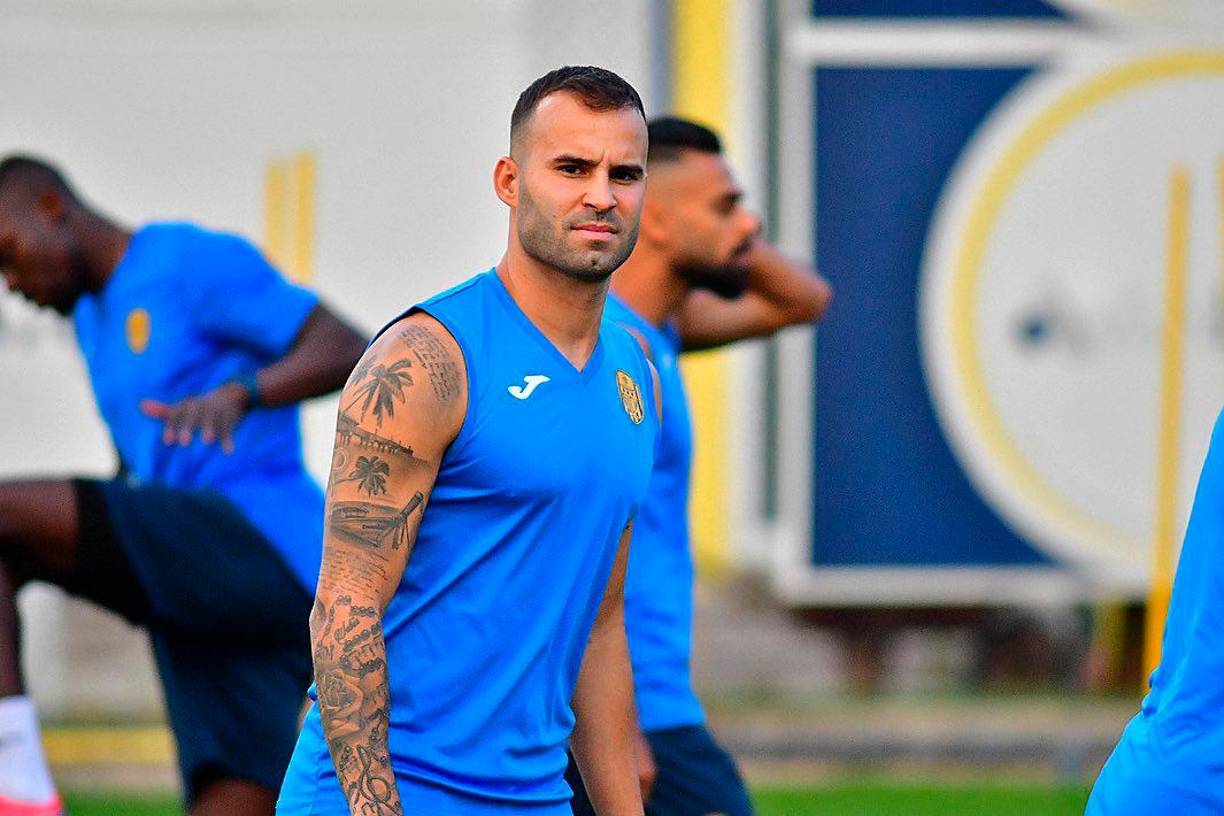 Las comparaciones con Cristiano Ronaldo y su buen momento lo hizo apuntar a lo más alto: “He soñado con ganar el Balón de Oro de aquí a cuatro años”, afirmaba Jesé.