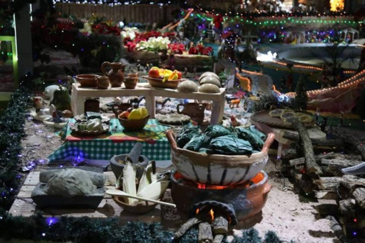 "Un bello y representativo nacimiento que recuerda a Jesús y que está formado por miles de piezas es uno de los atractivos que tiene la Villa Parada Marte."