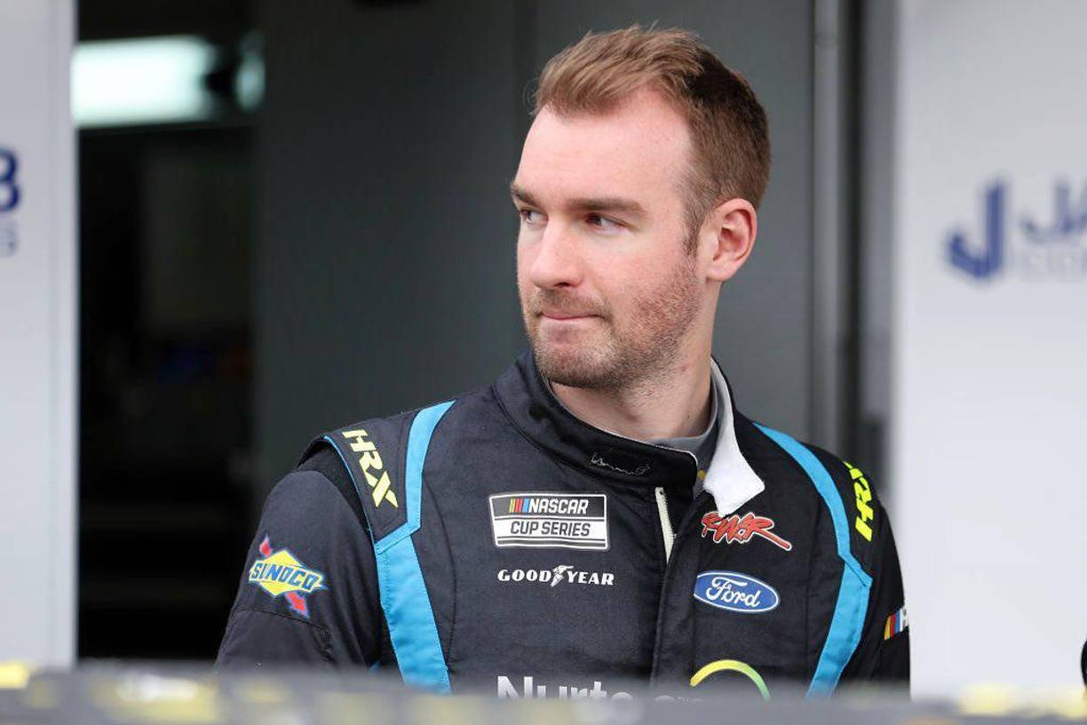 Cody Ware, de la máxima división de autos con techo en Norteamérica, fue arrestado tras ser acusado de estrangular a una mujer