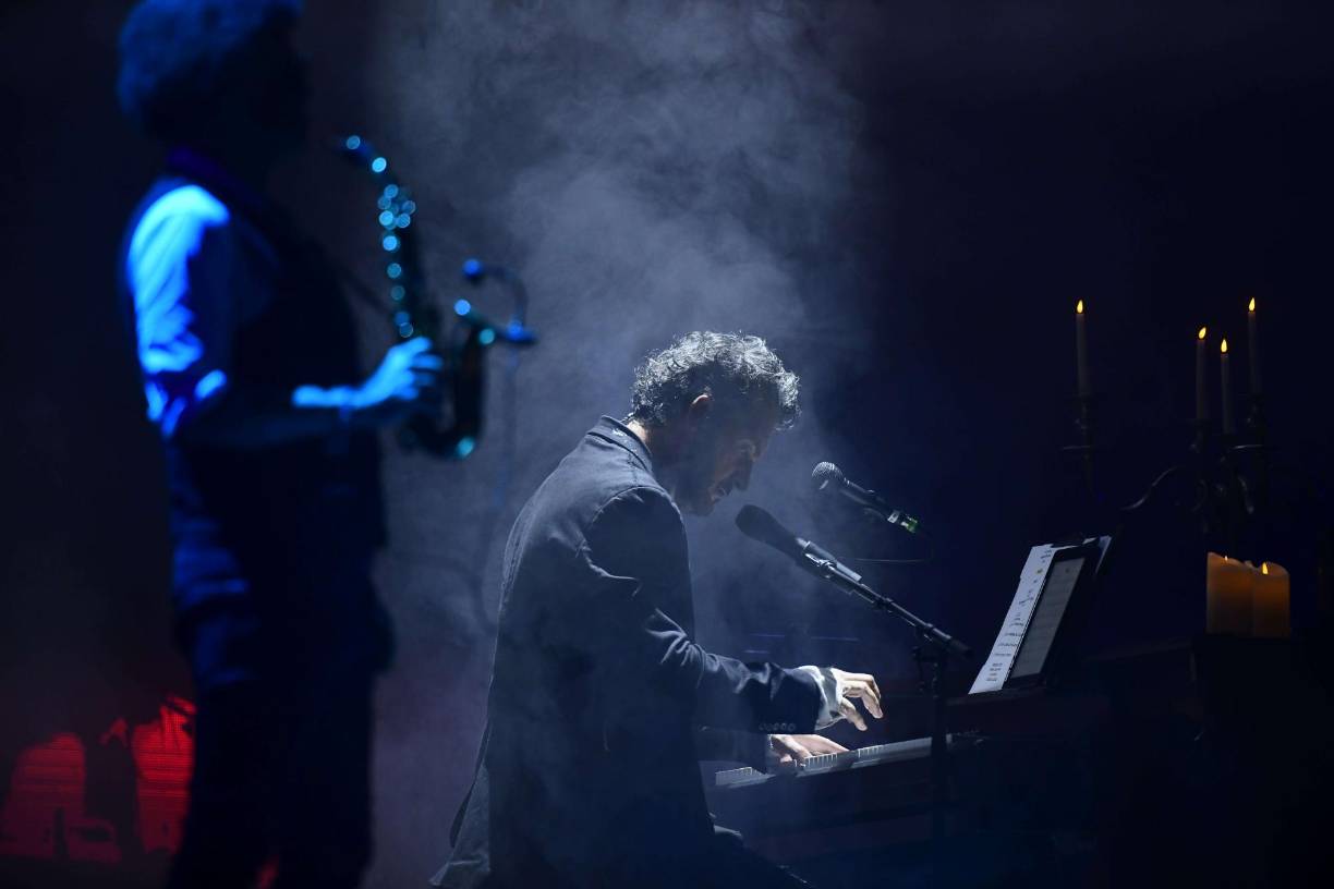 En el concierto del artista guatemalteco no podían faltar tampoco las curiosidades. 