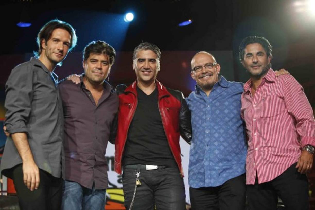 E incluso reveló que hay otros de sus compañeros que reciben mucho más que él, pero que ni modo.