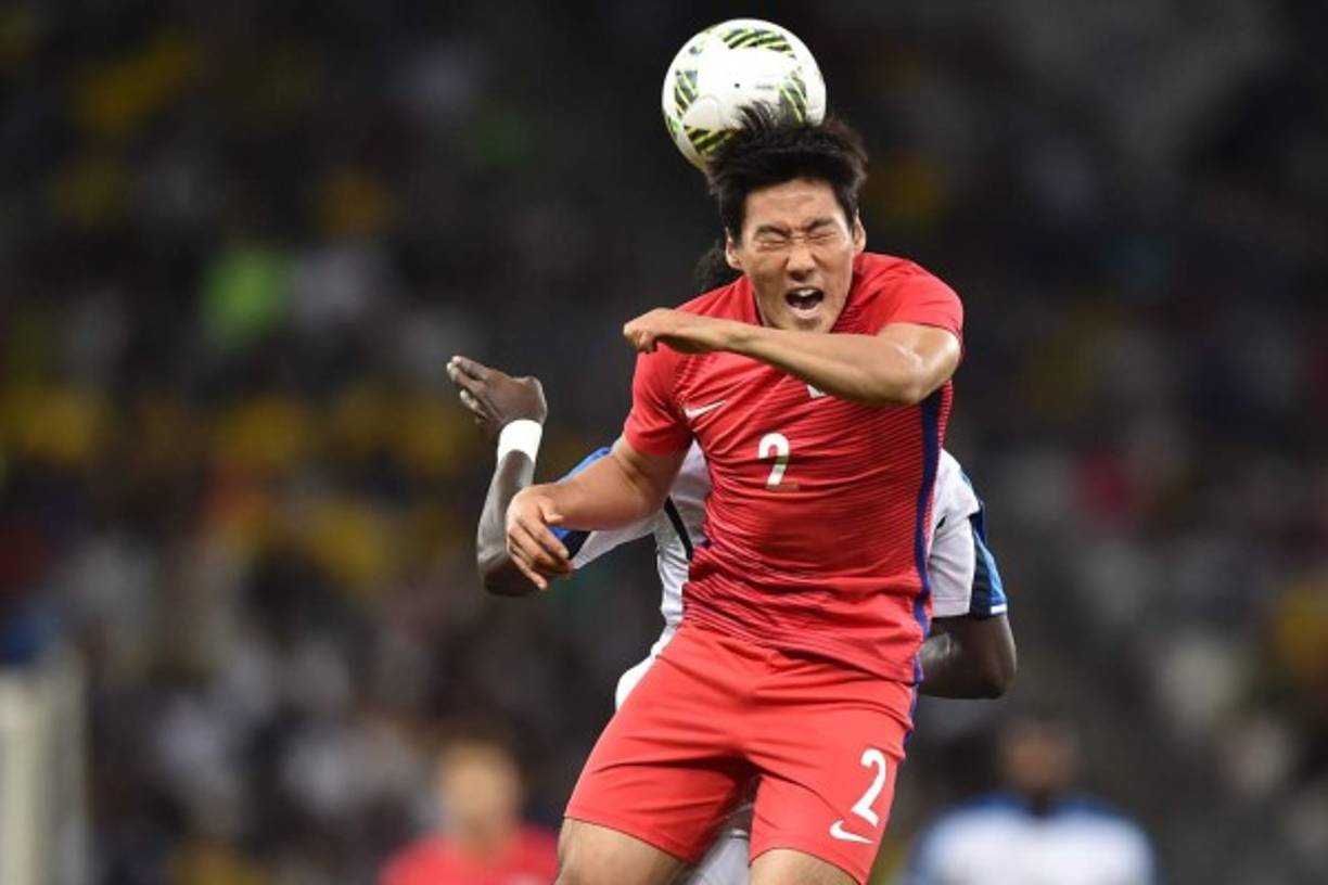 Un partido emocionante se disputan los hondureños con los jugadores de Corea del Sur.