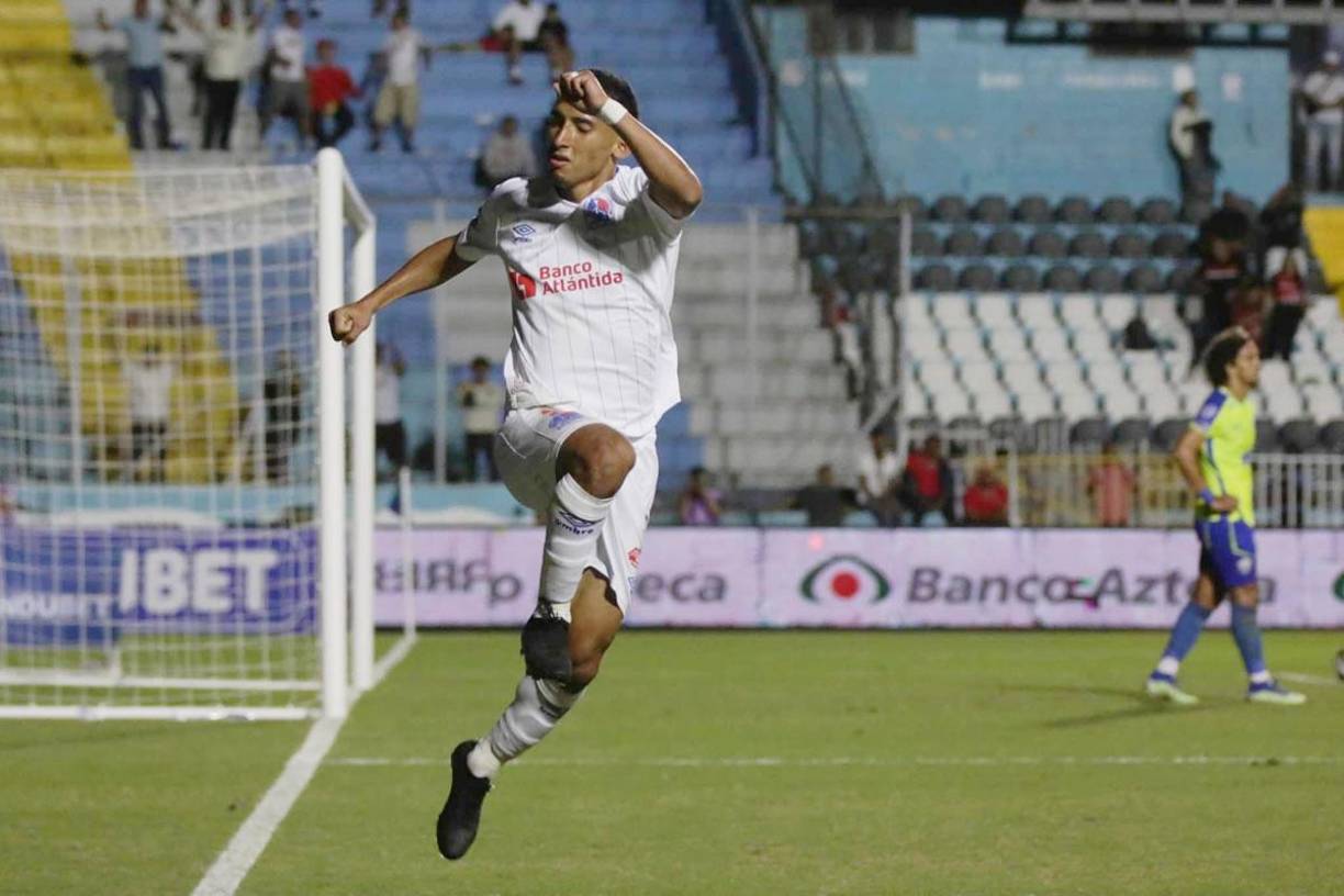 Así celebró José Mario Pinto su gol que dio la victoria al Olimpia contra el Olancho FC.