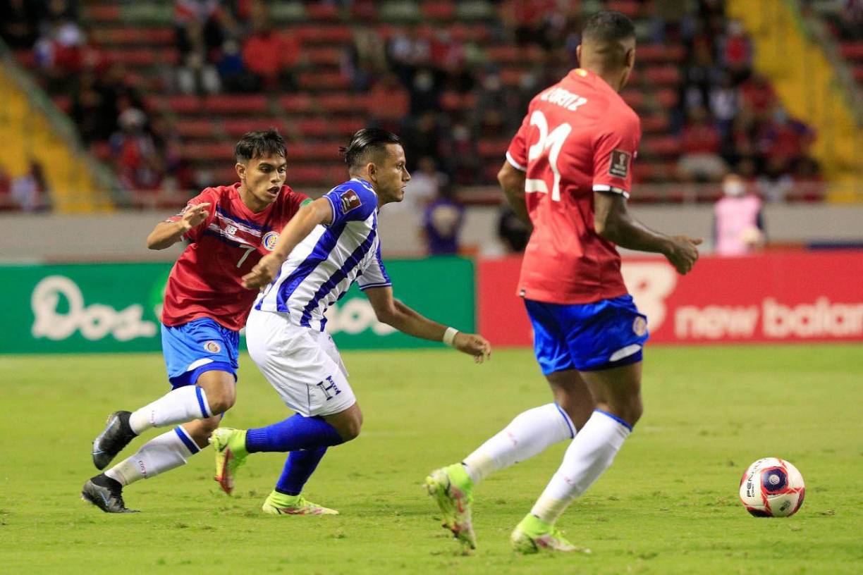 Si el camino era espinoso, ahora Costa Rica le dio la puñalada a la Selección de Honduras. Los ticos ganaron de último minutos por 2-1 y el Mundial de Catar 2022 es una fantasía.