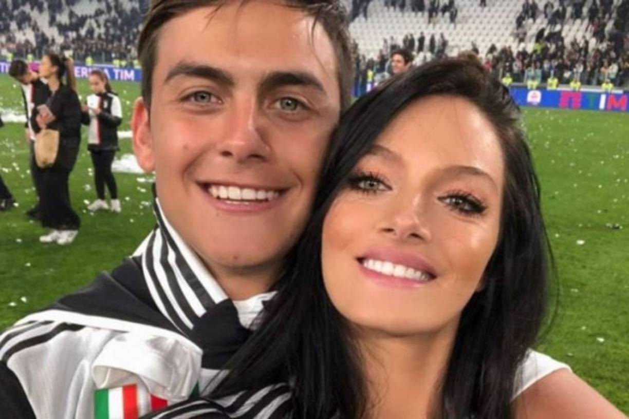 Oriana Sabatini (72 de 100)<br/>Modelo, actriz y cantante. Con tan solo 25 años, su patrimonio es de casi seis millones de dólares. La argentina es pareja del jugador Paulo Dybala, delantero de la Juventus F. C.