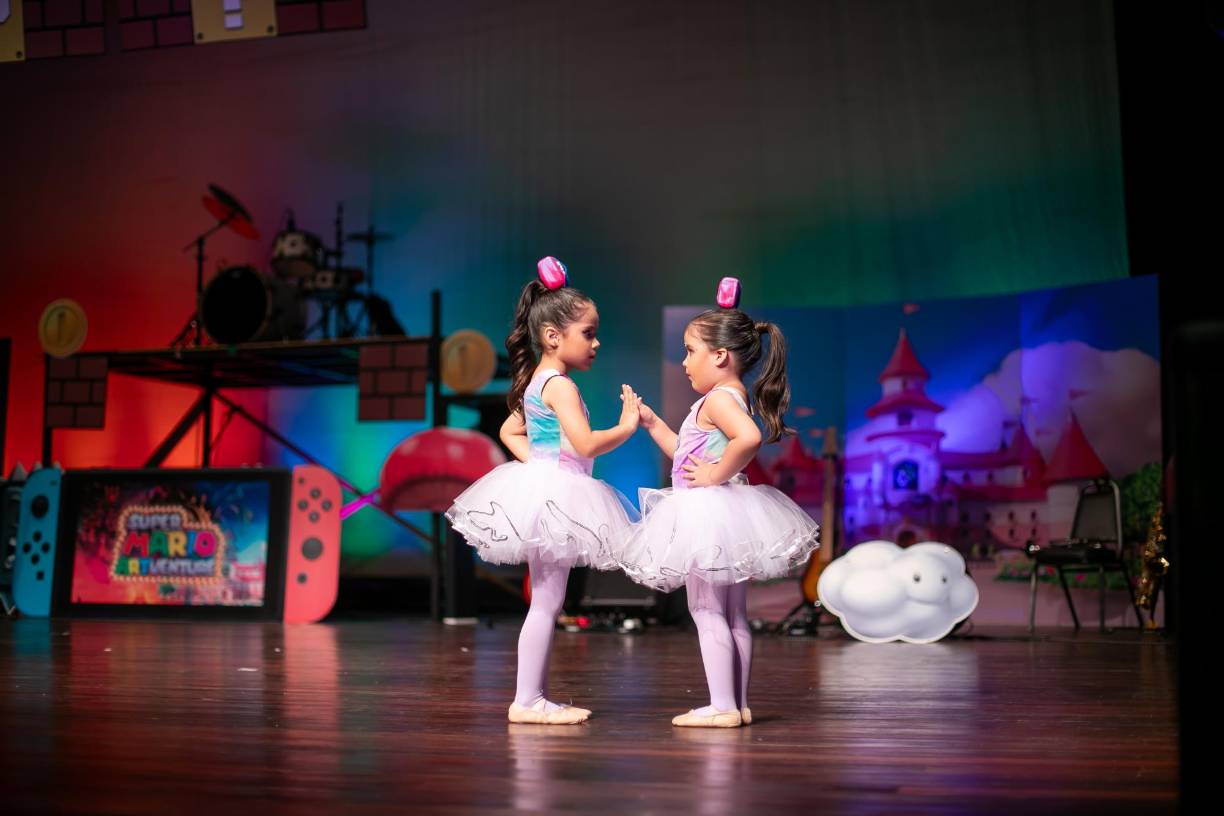 Los participantes fueron seleccionados en zonas de alto riesgo para darles una oportunidad de crecimiento y poder ser parte de una sociedad y cultura que busca un cambio a través de las oportunidades del arte.