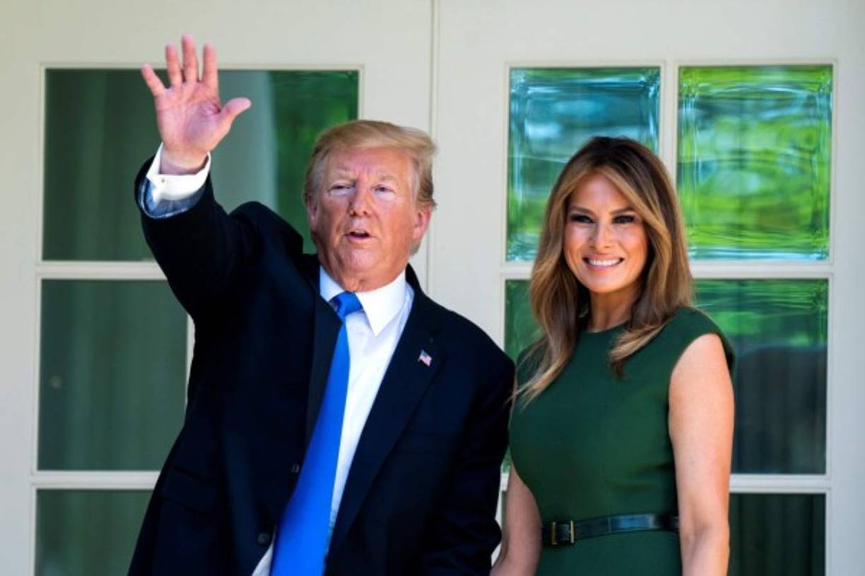 La primera dama de Estados Unidos, Melania Trump, celebró este martes el primer aniversario de su campaña de ayuda a los niños ' Be Best (Sé el Mejor)', junto al presidente Donald Trump y altos funcionarios de la Casa Blanca que aplaudieron su iniciativa.