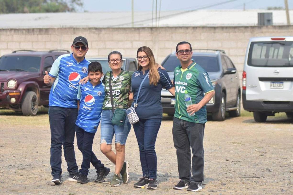 Ambiente y lindas chicas: así se vivió la jornada 17 del Clausura