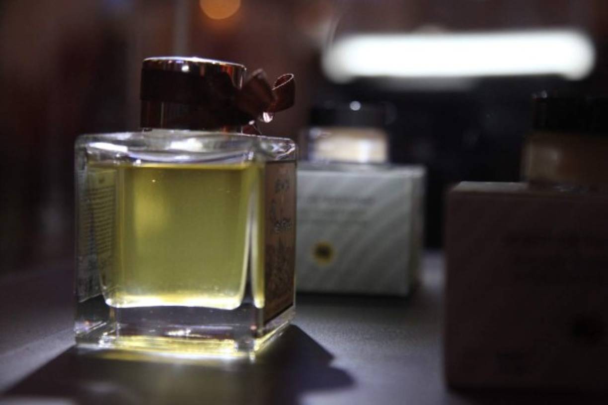 Una réplica de los perfumes que se habrían utilizado para embalsamar el cuerpo de Jesús también se exhiben.