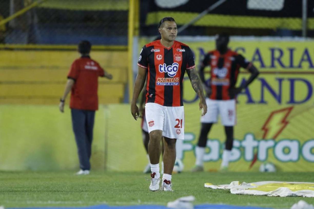 Carlos Peña - El futuro del ‘Gullit’ es incierto. Todavía no se sabe si el mexicano continuará o no en el Vida luego que no pudo destacar en la presente campaña.