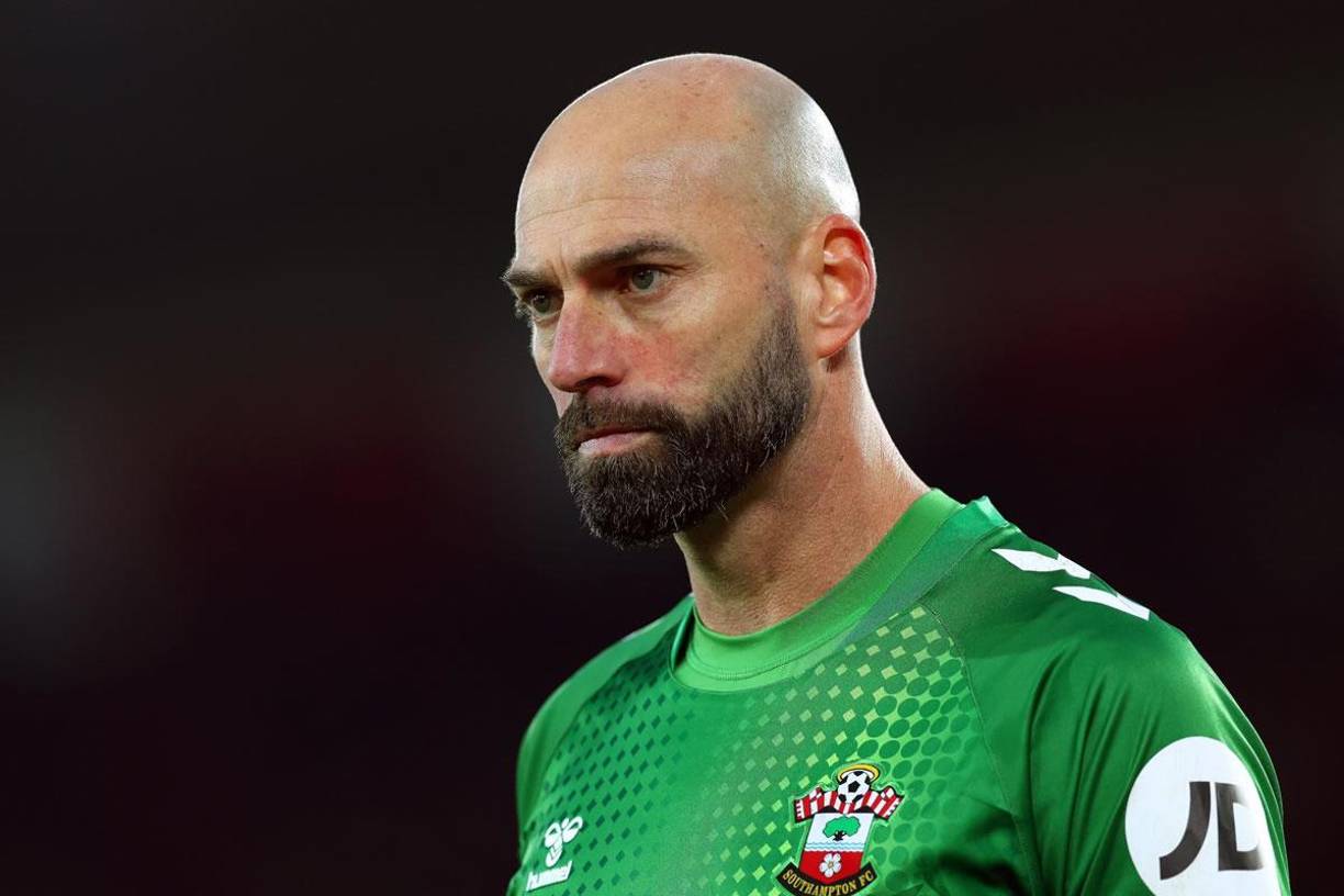 El veterano guardameta argentino Willy Caballero anunció su retiro del fútbol profesional y, tal y como informa el periodista especializado en fichajes Fabrizio Romano, se incorporará al cuerpo técnico del Leicester City, que esta temporada competirá en Championship con Enzo Maresca como entrenador.
