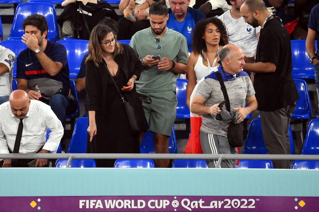 Fayza Lamari, la madre de Kylian Mbappé, se hizo presente al estadio 974 para apoyar a su hijo.