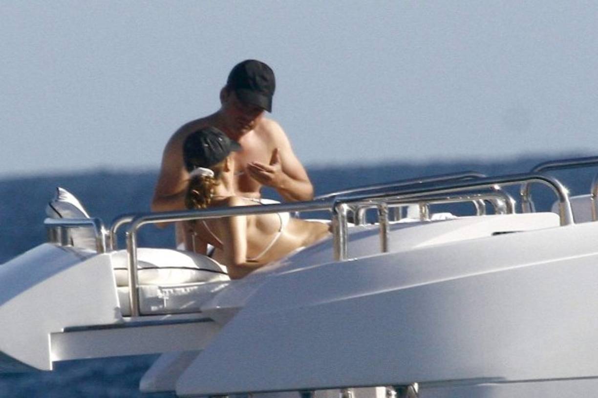 Al fin podríamos darnos cuenta, por qué a pesar de amar mucho, dura poco en sus relaciones (Aracely Arámbula,<br/>Mariah Carey)