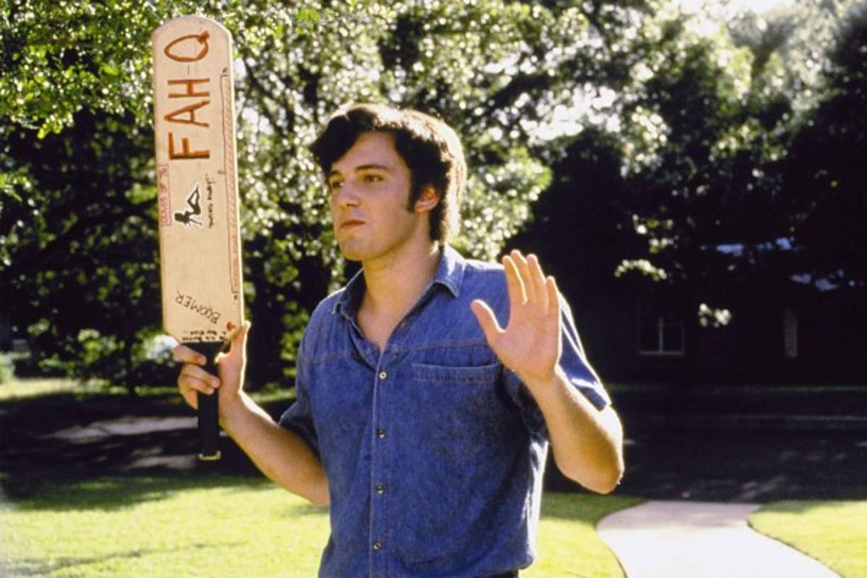 2. Ben Affleck le ganó el papel a Vince Vaughn en el filme “Dazed and Confused”<br/>Ben Affleck superó a Vince Vaughn para obtener el papel de Fred O'Bannion en “Dazed and Confused”. Sin embargo, también se informó que el director Richard Linklater rechazó a Vaughn para otro personaje dentro del filme, el de Benny O'Donnell. El director creía que Vaugn y Affleck se parecían mucho por lo que dijo que ambos no podían aparecer en la misma película.<br/>