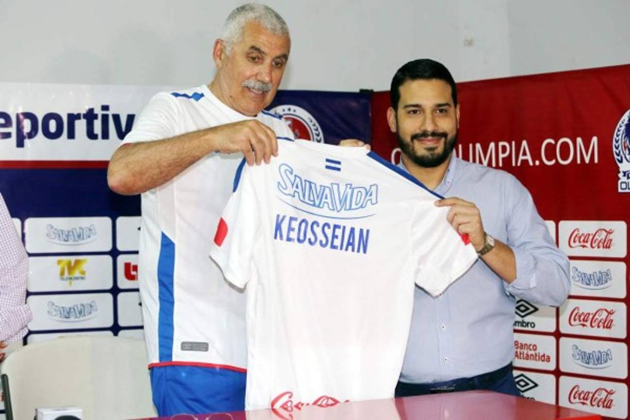 Manuel Keosseián en su presentación con el Olimpia. 'Soy un bendecido y afortunado', declaró el uruguayo al ser nombrado como nuevo entrenador merengue.