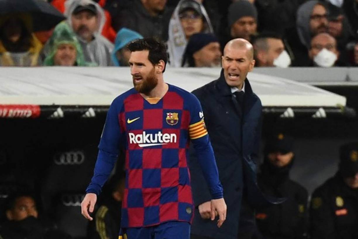 Messi estaba decepcionado tras perder el clásico en el estadio Santiago Bernabéu.