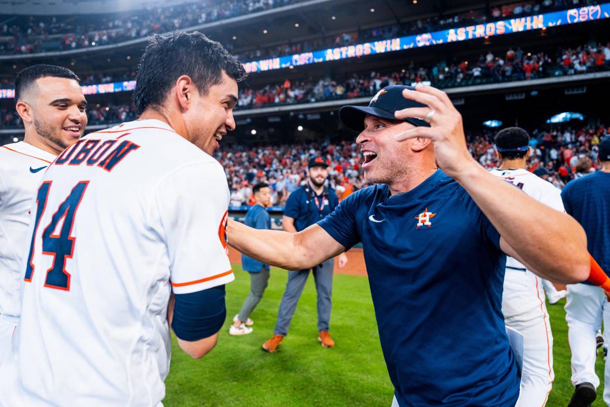 El sampedrano hizo historia este martes al darle el triunfo más importante de la temporada a los Astros de Houston.