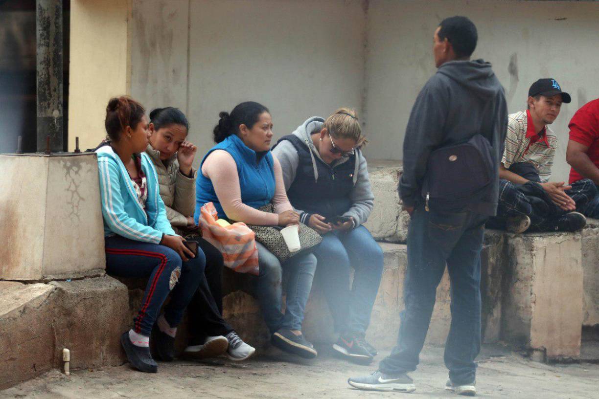 El reloj marcaba las 12:30 del mediodía del domingo. Tres agentes motorizados de la Policía, empuñando sus armas de fuego, llegaron hasta la propiedad de don Santiago Ramos, en el caserío Las Trojas, perteneciente al Distrito Central, Francisco Morazán.