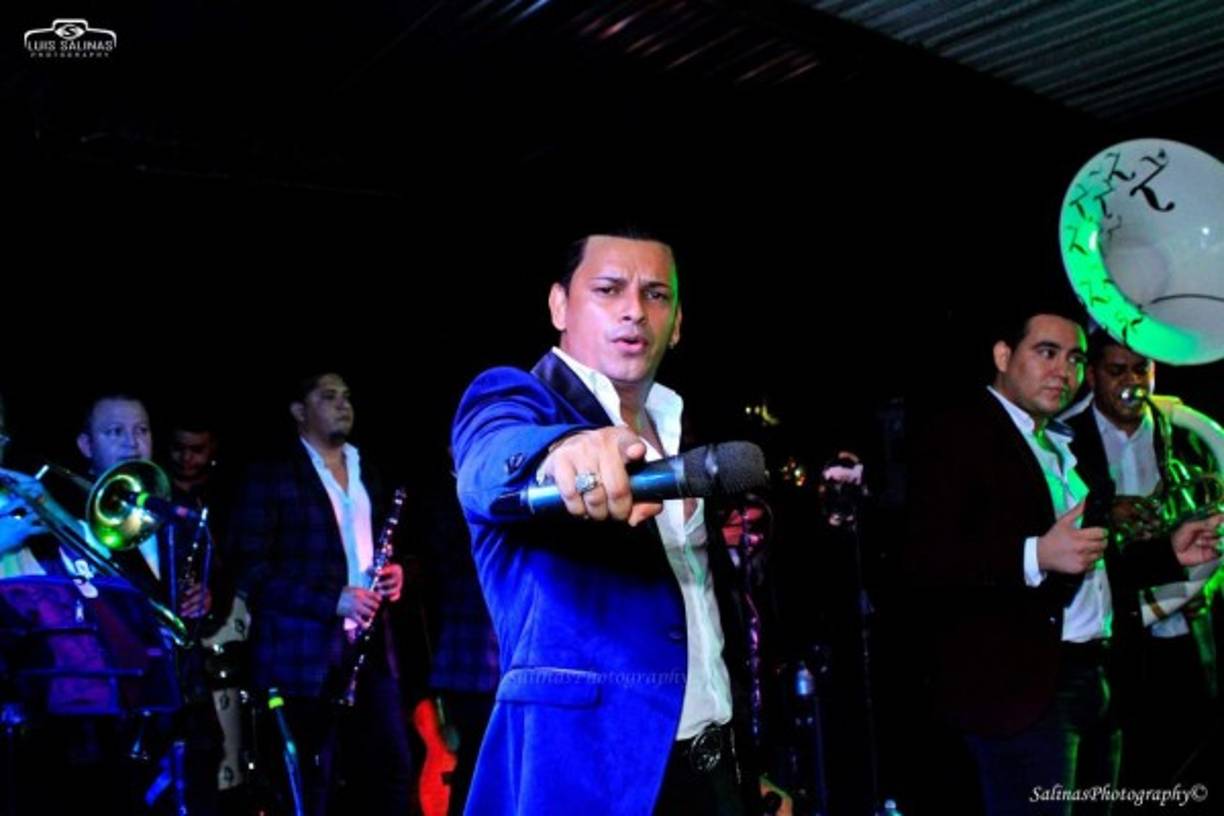 César Lorvin, vocalista de la banda Z, también necesita su ayuda. Llámelo<br/>al 9833-6732. De igual manera, puede realizar sus donativos a la cuenta de Davivienda: 2041405941, a nombre de César Lorvin Reyes.