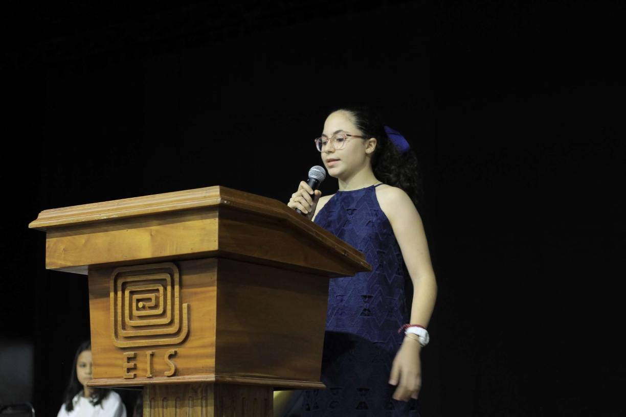 Los niños reciben esta clase de manera extracurricular.