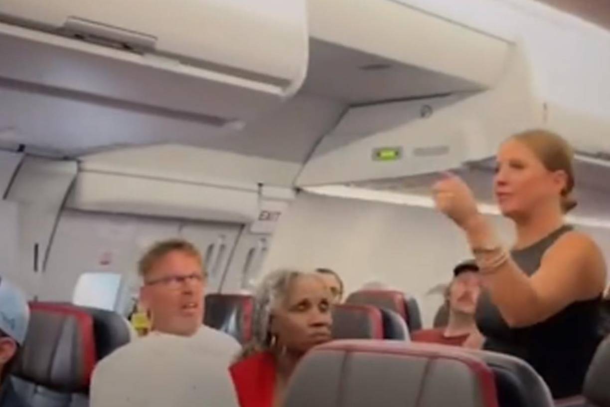 “Todos tenemos nuestros malos momentos, algunos mucho peores que otros, y el mío fue grabado por una cámara para que todo el mundo lo viera, varias veces”, recordó.