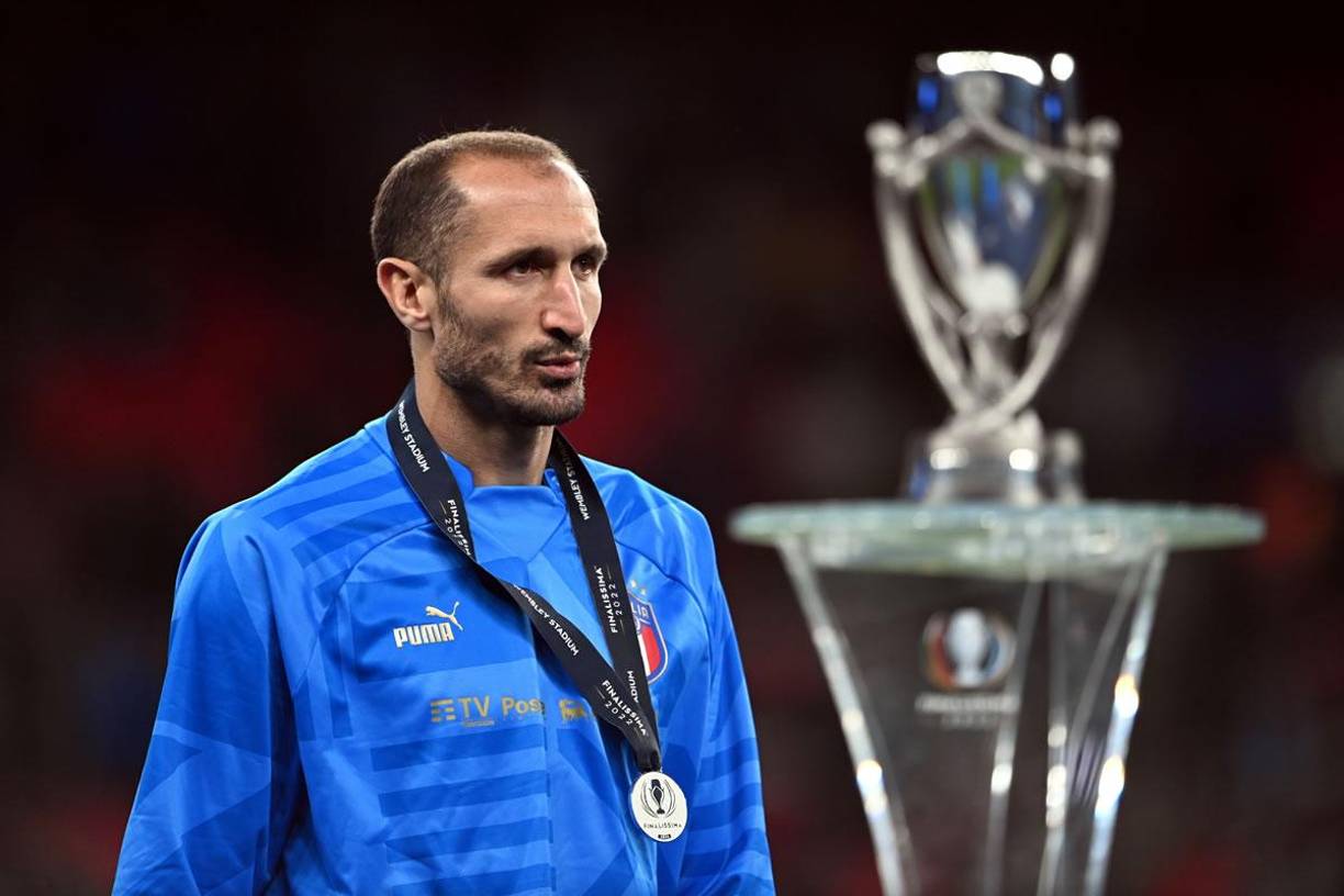 Giorgio Chiellini se despidió de la selección italiana con esta dolorosa derrota. Un triste adiós para un veterano de mil batallas.