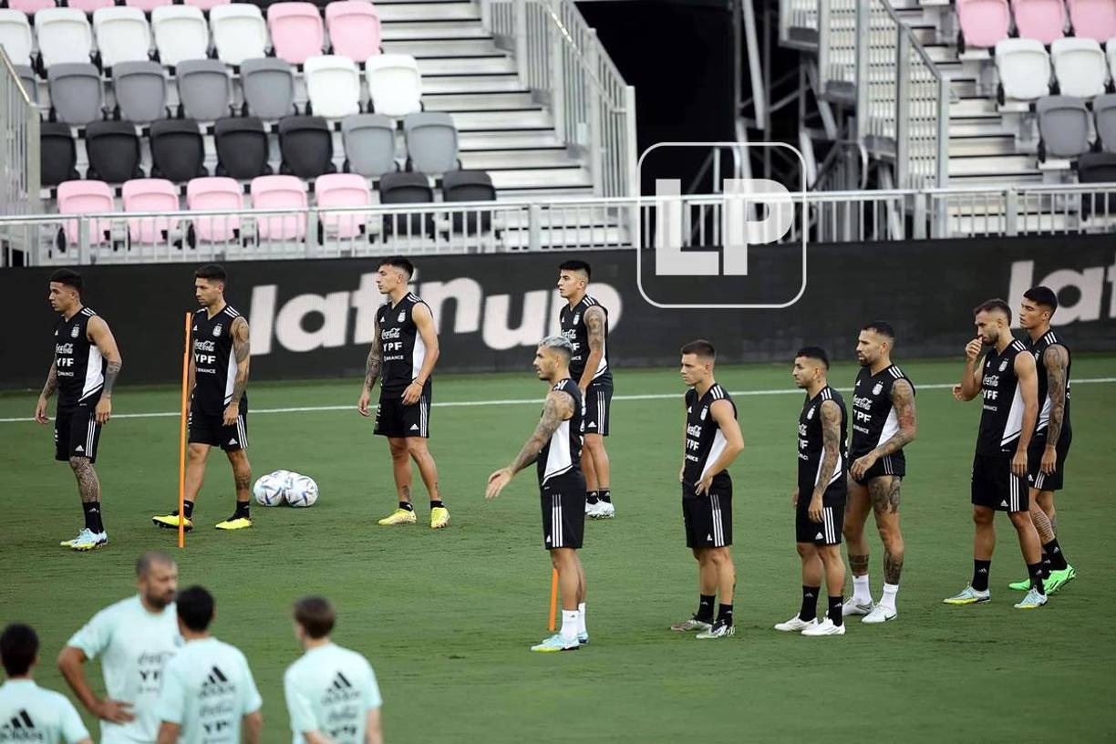 Los otros seleccionados argentinos trabajaron para convencer al entrenador Lionel Scaloni.
