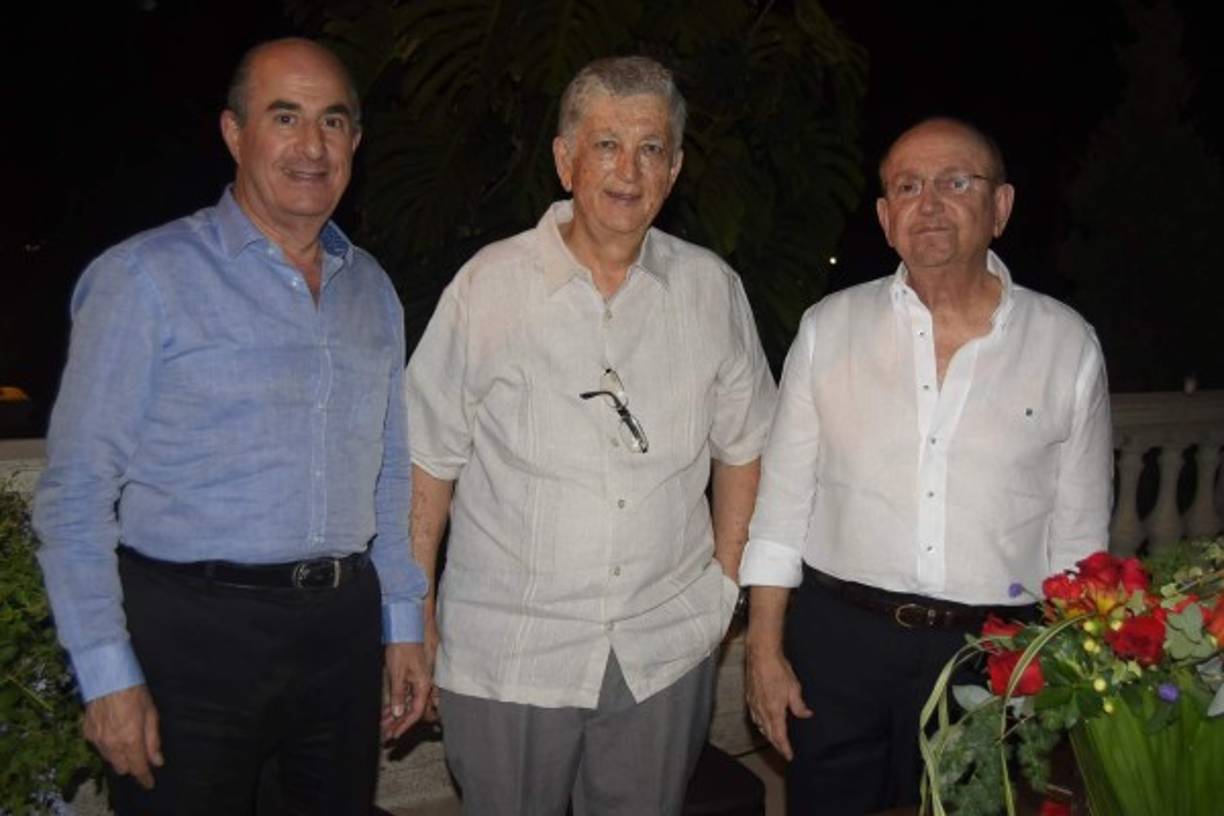 George Andonie, Max Quesada y William Chahín.