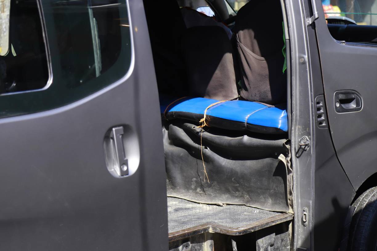 Aunque con un buen cuidado los buses grandes pueden durar 25 años y los microbuses 15 años, los dueños de estas unidades deben hacer reparaciones y demás al poco tiempo de uso.