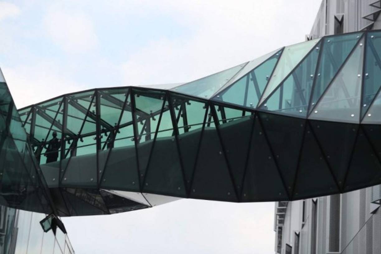 Con este proyecto el Tottenham busca consolidar aún más su posición dentro de los grandes equipos de toda Inglaterra, con un proyecto ilusionante que va desde una gran apuesta por la cantera, hasta la negativa de vender a sus mejores jugadores para poder competir con los grandes de la Premier y de Europa.<br/>