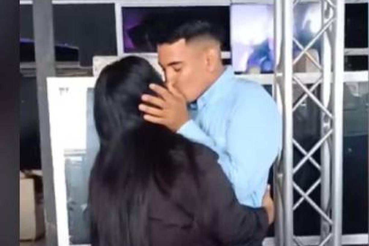 La pareja que se conducía en una motocicleta impactó contra un vehículo a la altura del sector conocidoc como San Alejo, en la carretera CA-13.