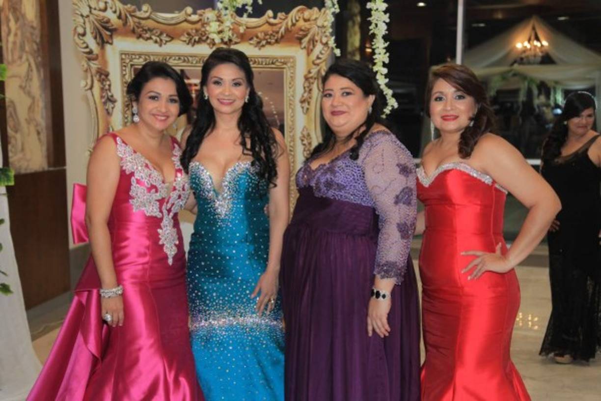 Melissa, Dunia, Tania y Karla Aragón.