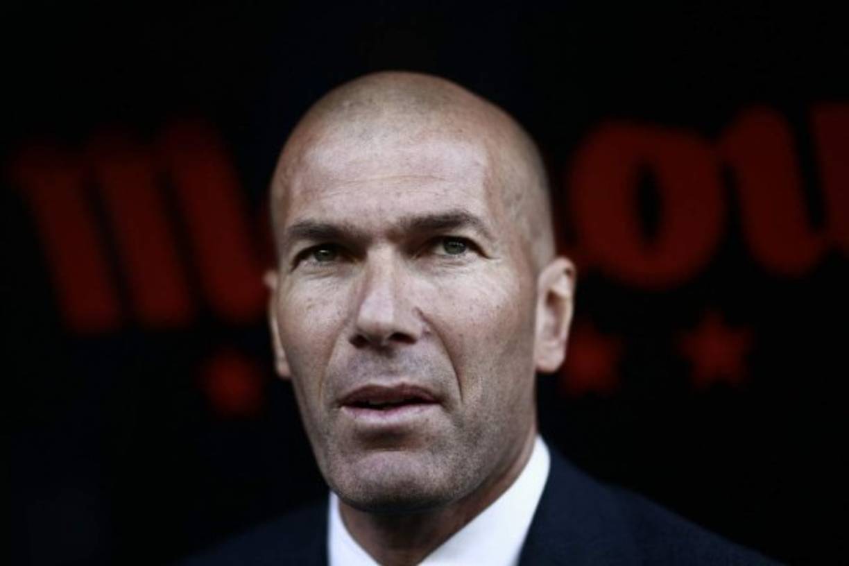 Zidane salió molesto tras el accionar del Real Madrid: 'Estoy enfadado porque no he visto nada. No podemos hacer un partido de este nivel. Con todos los problemas que hemos tenido esta temporada no entiendo cómo hemos podido hacer este partido', dijo.