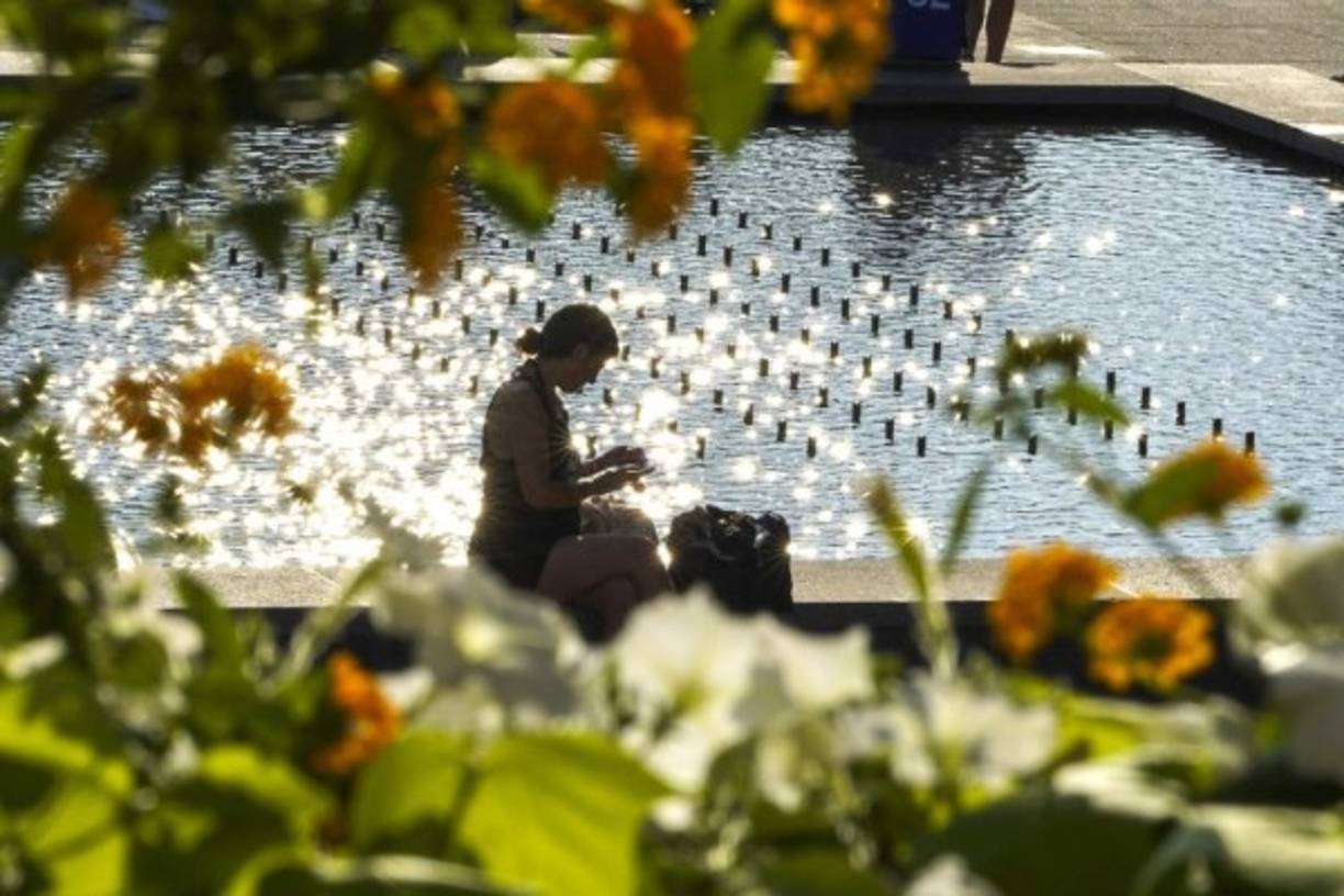 Las autoridades advirtieron a los ciudadanos a no exponerse al sol por tiempo prolongado para evitar los golpes de calor.
